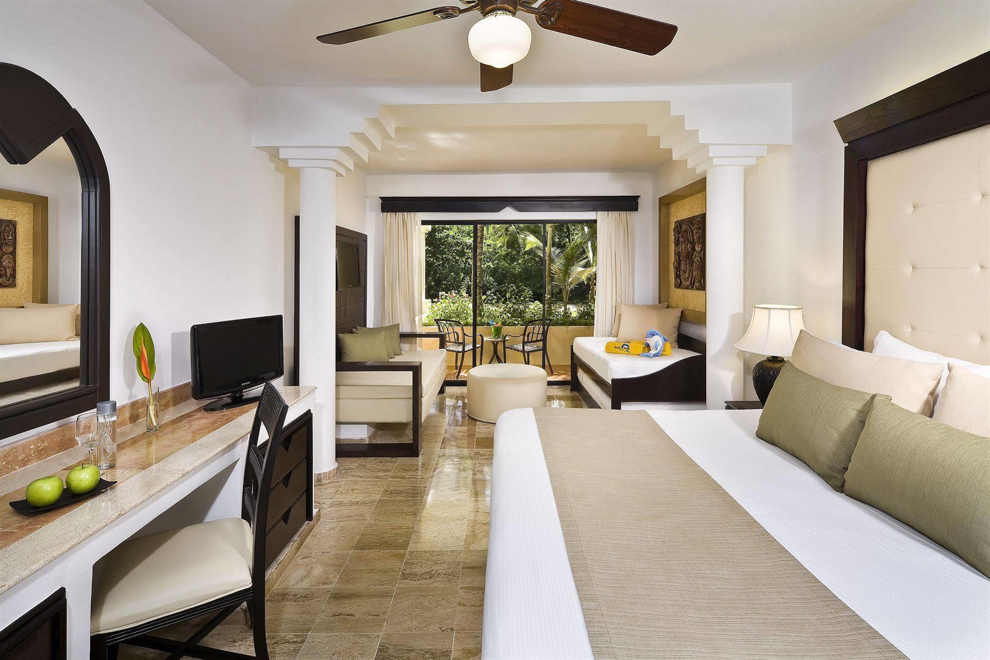Melia Caribe Tropical All Inclusive (Adults Only) 푼타 카나 외부 사진